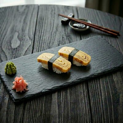 Nigiri tamago (omlet) — Yuko Sushi Antwerpen